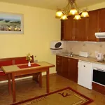 Holdlux Apartman