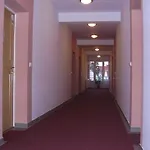 Holdlux Sarvar